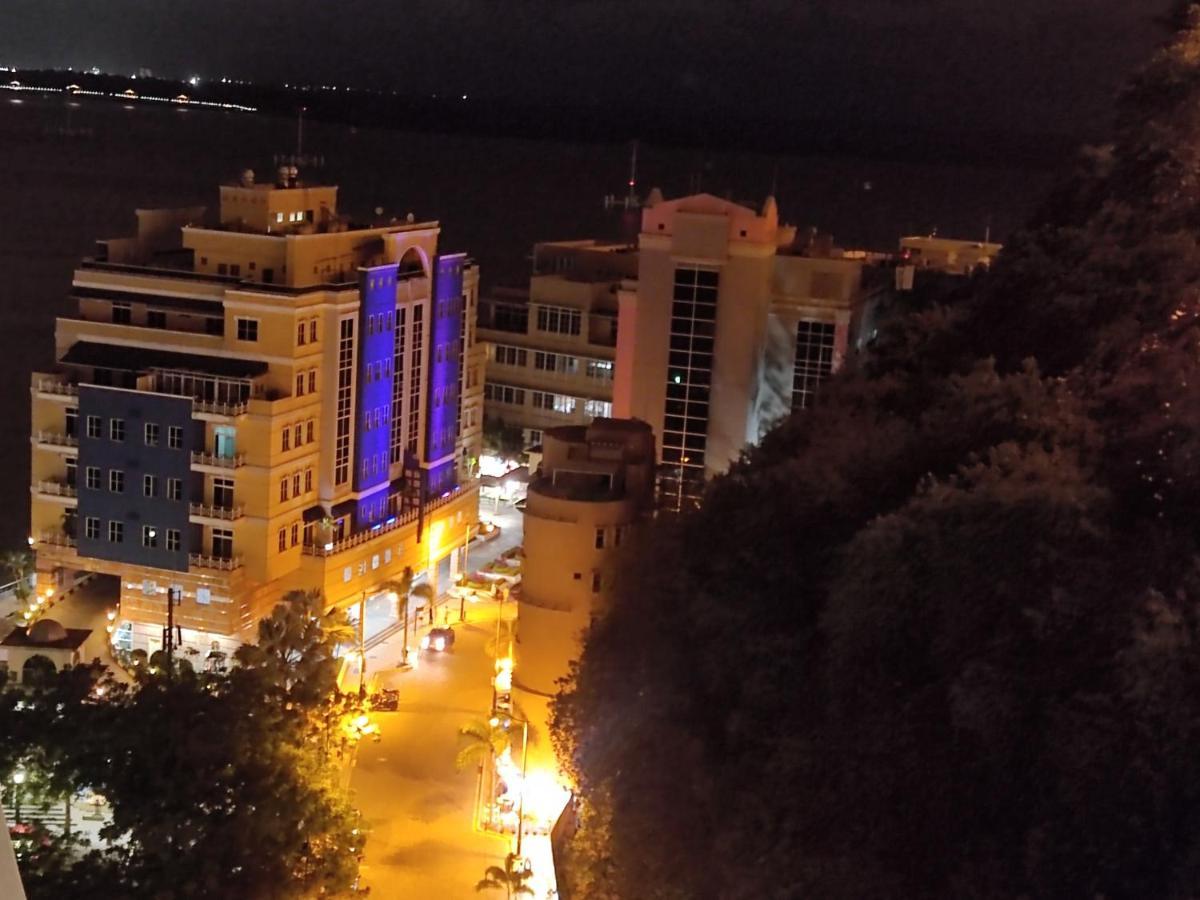 Suite Riverfront Puerto Santa Ana Guayaquil Ngoại thất bức ảnh