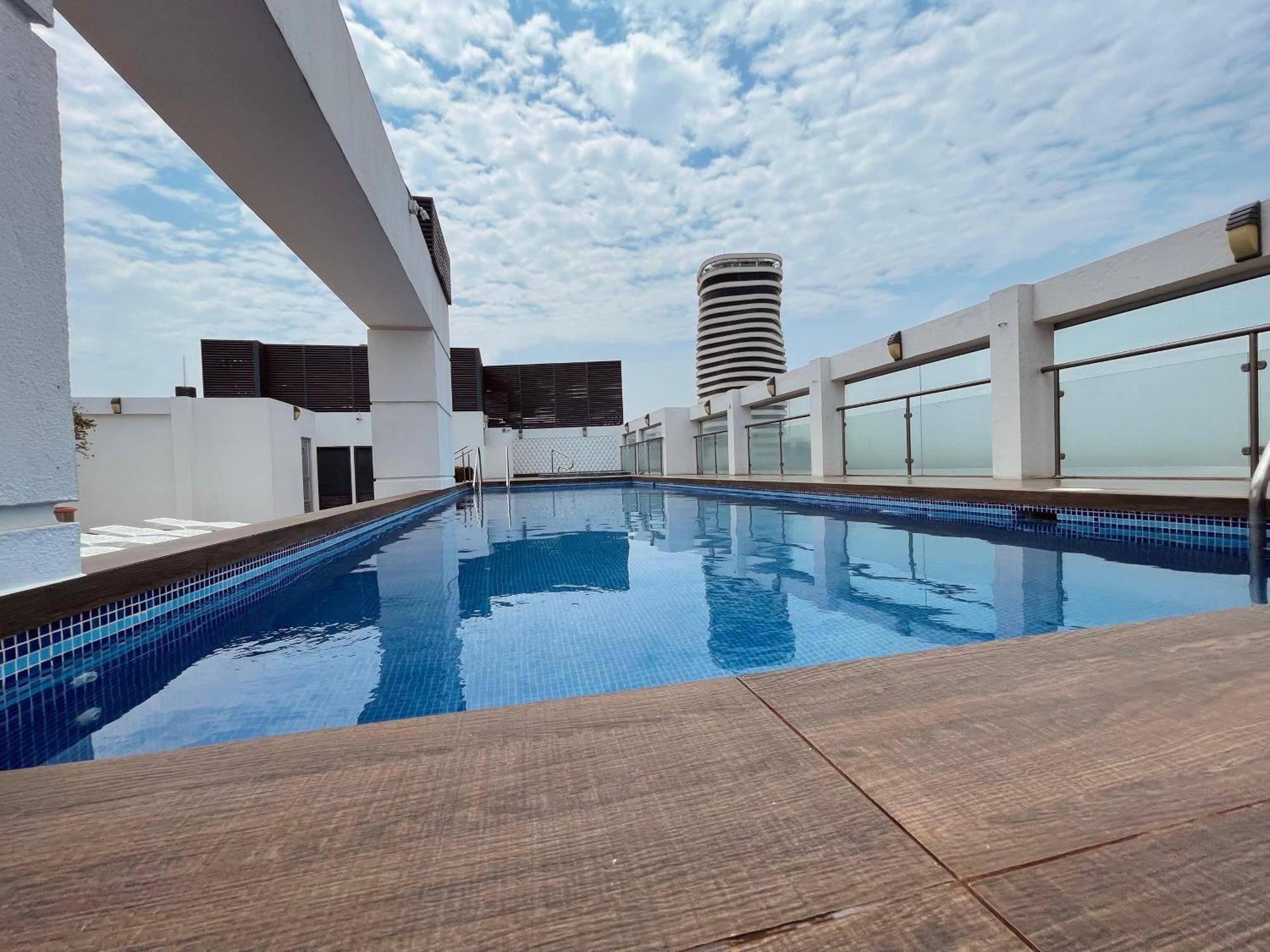 Suite Riverfront Puerto Santa Ana Guayaquil Ngoại thất bức ảnh