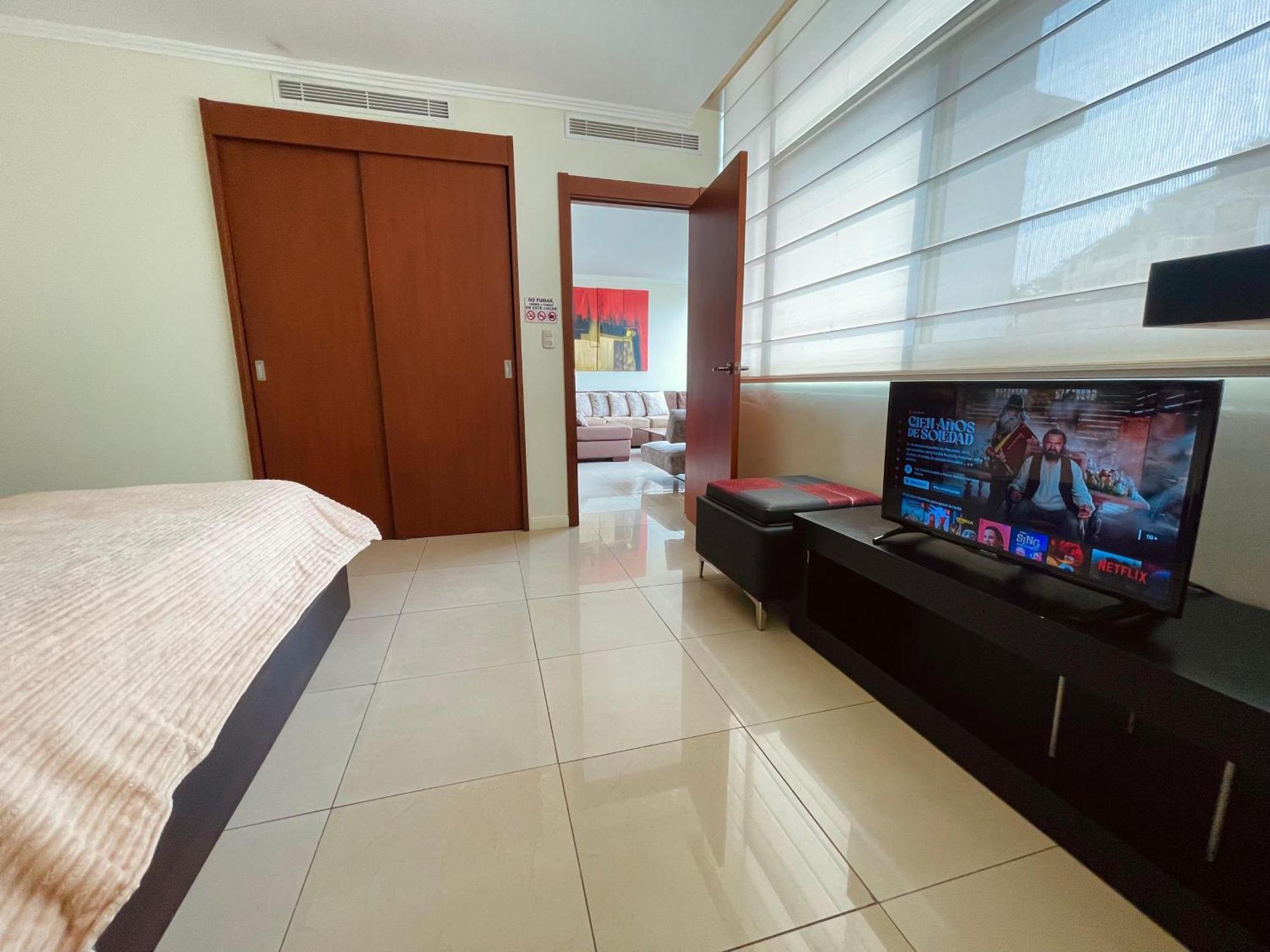 Suite Riverfront Puerto Santa Ana Guayaquil Ngoại thất bức ảnh