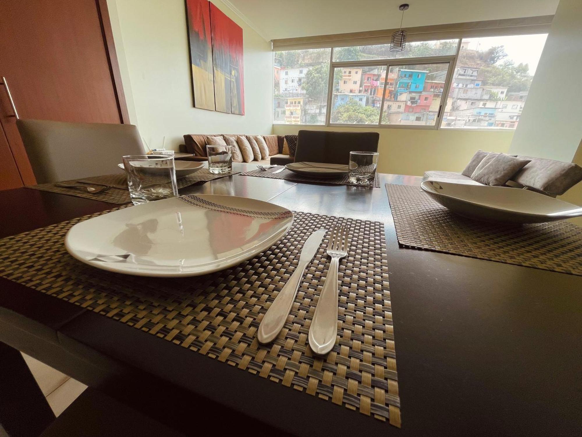 Suite Riverfront Puerto Santa Ana Guayaquil Ngoại thất bức ảnh