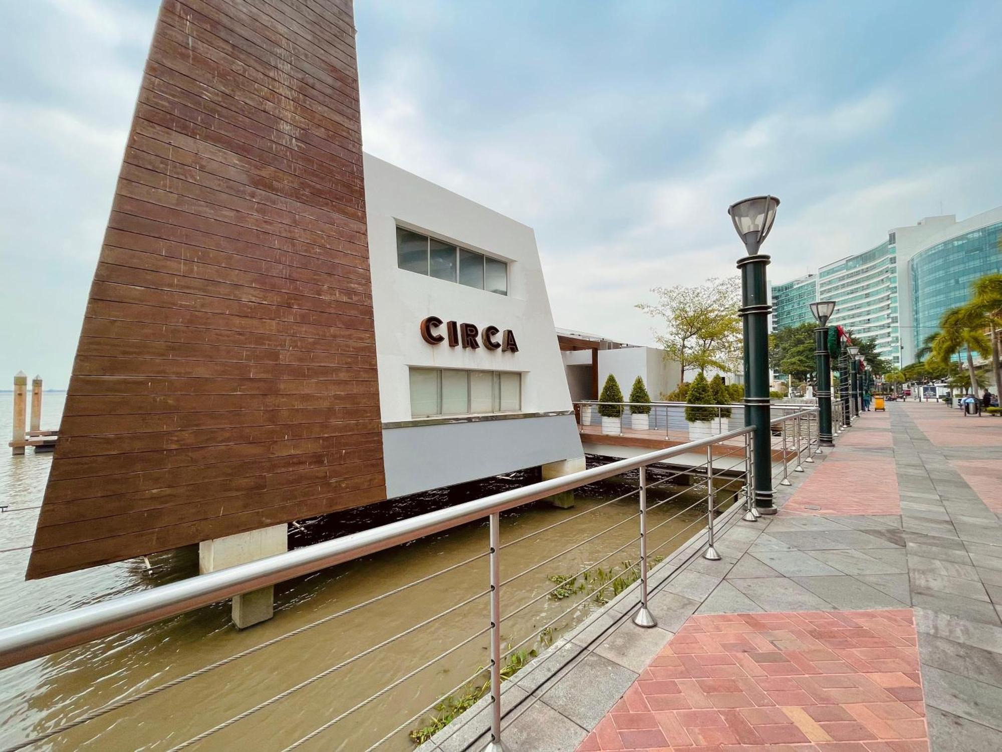 Suite Riverfront Puerto Santa Ana Guayaquil Ngoại thất bức ảnh